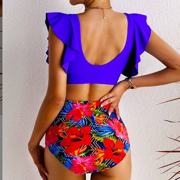 BRAND NEW Royal Blue Ruffle V Neck Bikini Top and Floral High-Waist Bottoms - Picture 2 of 4